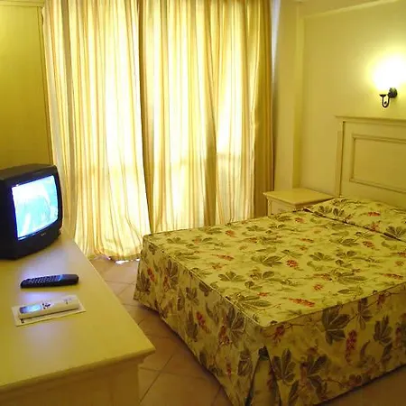 إنترمار 3*